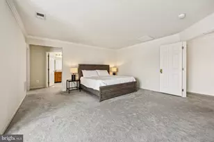 25429 Carrington Dr, Chantilly, VA 20152 - Photo 22