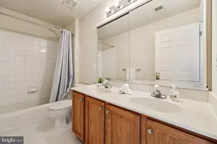 25429 Carrington Dr, Chantilly, VA 20152 - Photo 34