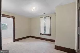 200 S Orchard Dr, Purcellville, VA 20132 - Photo 20