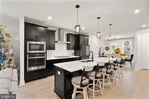 23062 Copper Tree Ter, Ashburn, VA 20148 - Photo 4