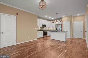 1304 Ribbon Limestone Terrace SE, Leesburg, VA 20175 - Photo 6