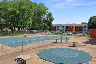 125 Clubhouse Dr SW, Leesburg, VA 20175 - Photo 2