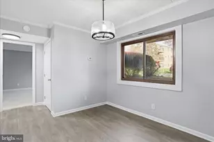 125 Clubhouse Dr SW, Leesburg, VA 20175 - Photo 10