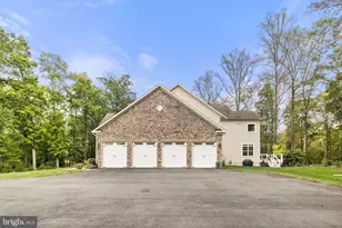 22011 Beaverdam Dr, Ashburn, VA 20148 - Photo 6