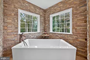 22011 Beaverdam Dr, Ashburn, VA 20148 - Photo 90