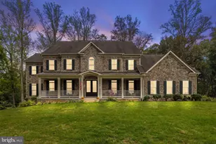 22011 Beaverdam Dr, Ashburn, VA 20148 - Photo 2