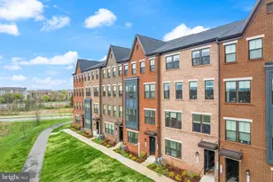 43361 Radford Divide Ter, Ashburn, VA 20148 - Photo 2