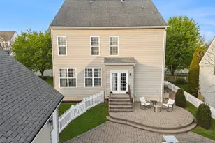 20413 Peckham St, Ashburn, VA 20147 - Photo 2