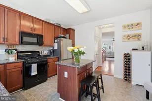 20390 Bass Rocks Terrace, Ashburn, VA 20147 - Photo 4