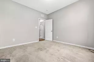 23486 Epperson Square, Brambleton, VA 20148 - Photo 40