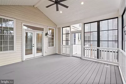 21147 Brookside Lane, Sterling, VA 20165 - Photo 32