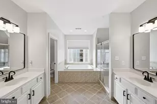 22773 Highcrest Cir, Brambleton, VA 20148 - Photo 14