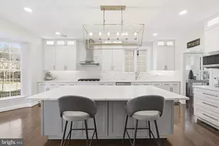 22773 Highcrest Cir, Brambleton, VA 20148 - Photo 8