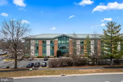 19455 Deerfield Avenue #310, Lansdowne, VA 20176 - Photo 10