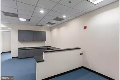 19455 Deerfield Avenue #310, Lansdowne, VA 20176 - Photo 24