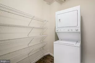 19375 Cypress Ridge Terrace, Leesburg, VA 20176 - Photo 18