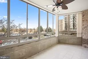 19375 Cypress Ridge Terrace, Leesburg, VA 20176 - Photo 28