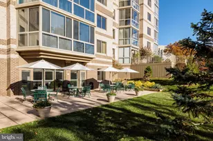 19375 Cypress Ridge Terrace, Leesburg, VA 20176 - Photo 34