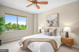 19375 Cypress Ridge Terrace, Leesburg, VA 20176 - Photo 22