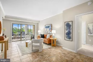 19375 Cypress Ridge Terrace, Leesburg, VA 20176 - Photo 2