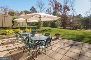 19375 Cypress Ridge Terrace, Leesburg, VA 20176 - Photo 34