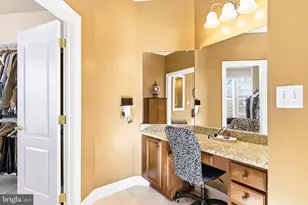 19606 Bellingham Ln, Leesburg, VA 20175 - Photo 38