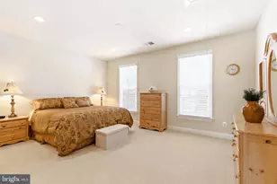 19606 Bellingham Ln, Leesburg, VA 20175 - Photo 48