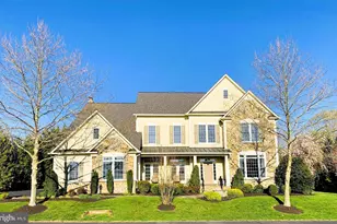 19606 Bellingham Ln, Leesburg, VA 20175 - Photo 2