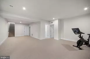 43441 Bettys Farm Dr, Chantilly, VA 20152 - Photo 32