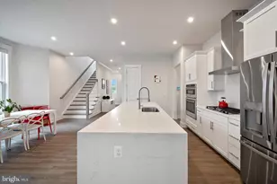 43441 Bettys Farm Dr, Chantilly, VA 20152 - Photo 10