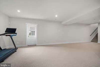 43441 Bettys Farm Drive, Chantilly, VA 20152 - Photo 34