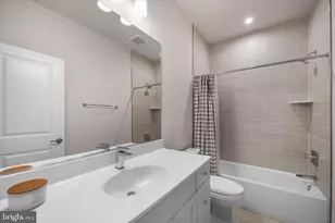 43441 Bettys Farm Dr, Chantilly, VA 20152 - Photo 30