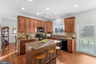 809 Devonshire Cir, Purcellville, VA 20132 - Photo 8