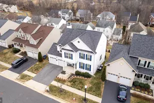 17670 Cleveland Park Drive, Round Hill, VA 20141 - Photo 32