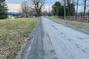 37611 Hughesville Rd, Purcellville, VA 20132 - Photo 12