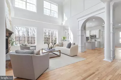 22407 Dolomite Hills Drive, Ashburn, VA 20148 - Photo 4