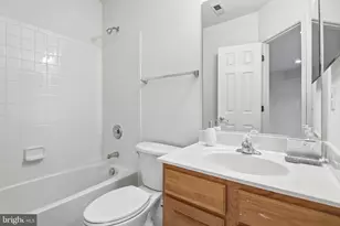 21770 Ladyslipper Sq, Ashburn, VA 20147 - Photo 18