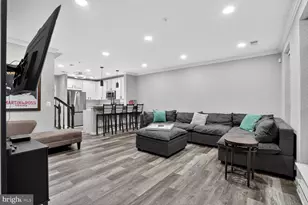 42598 Cardinal Trace Terrace, Brambleton, VA 20148 - Photo 4