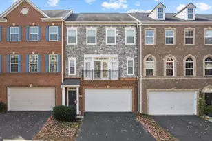 1781 Moultrie Terrace NE, Leesburg, VA 20176 - Photo 2