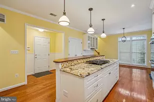 20338 Cliftons Point St, Potomac Falls, VA 20165 - Photo 16