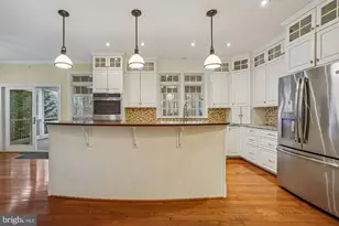 20338 Cliftons Point St, Potomac Falls, VA 20165 - Photo 8