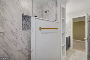 20338 Cliftons Point St, Potomac Falls, VA 20165 - Photo 40