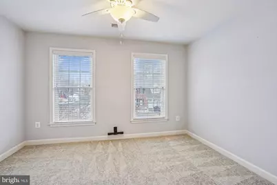 20338 Cliftons Point Street, Potomac Falls, VA 20165 - Photo 32