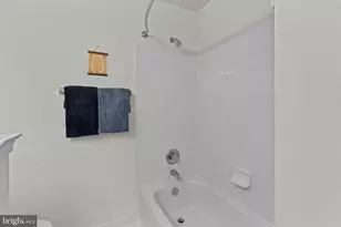 43969 Tavern Dr, Ashburn, VA 20147 - Photo 30