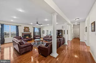 19812 Rothschild Ct, Ashburn, VA 20147 - Photo 14