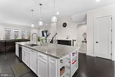 42506 Mildred Landing Square, Ashburn, VA 20148 - Photo 12