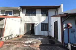 23 Monarch Dr, Sterling, VA 20164 - Photo 2