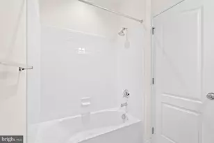 22550 Ocean Cliff Square, Ashburn, VA 20148 - Photo 8