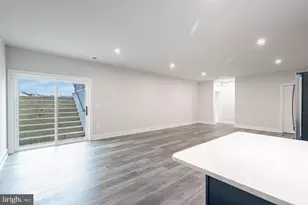 941 Warlander Dr SW, Leesburg, VA 20175 - Photo 16