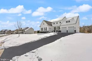 40779 Yarrow Grove Pl, Aldie, VA 20105 - Photo 4